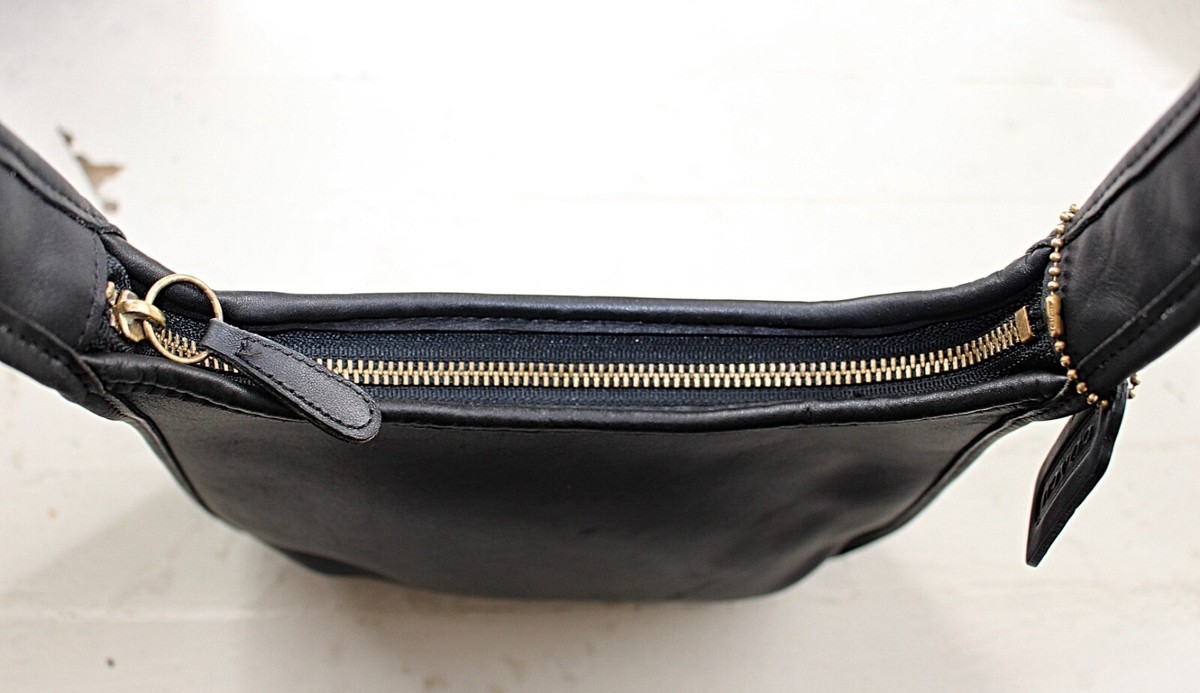 Coach Vintage - Ergo Mini Zip Bag 9020, Black, United States