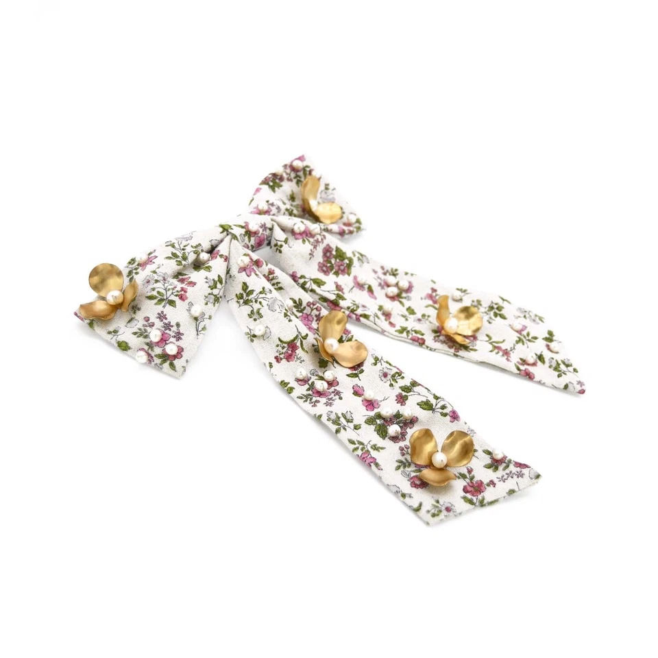 Pasador/pinza para el cabello floral hecho a mano de diseñador ADIBA flor de cerezo Foto 2 de 3