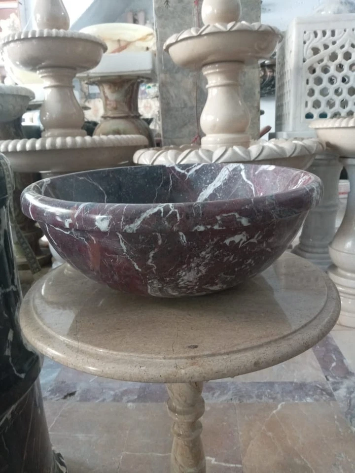 Lavabo de baño redondo de piedra pulida Rosso Levanto de mármol Foto 4 de 4