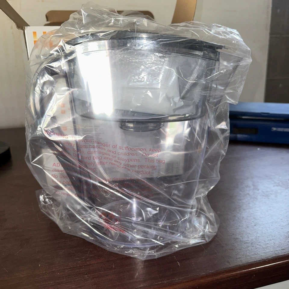 HDX 10-Cup Water Filter Pitcher with 2 Universal Filter Cartridges BPA Free - Image 3 of 4