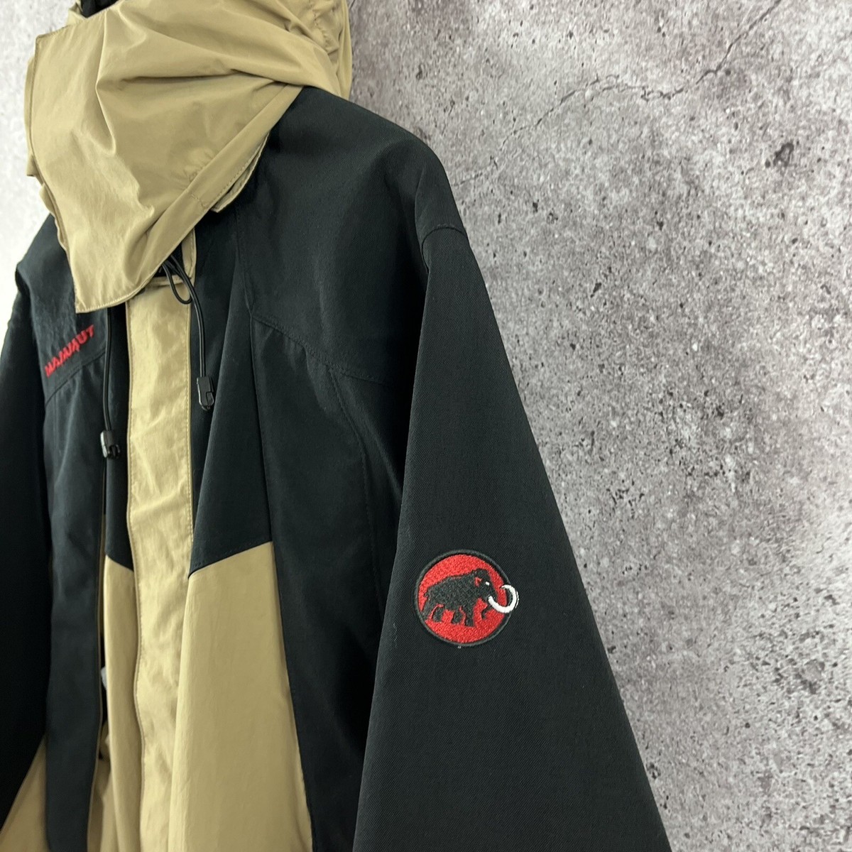 Mammut Balance Project Extreme Gore-Tex Hooded Jacket Beige Mammut Balance Project Extreme Gore-Tex Hooded Jacket Beige