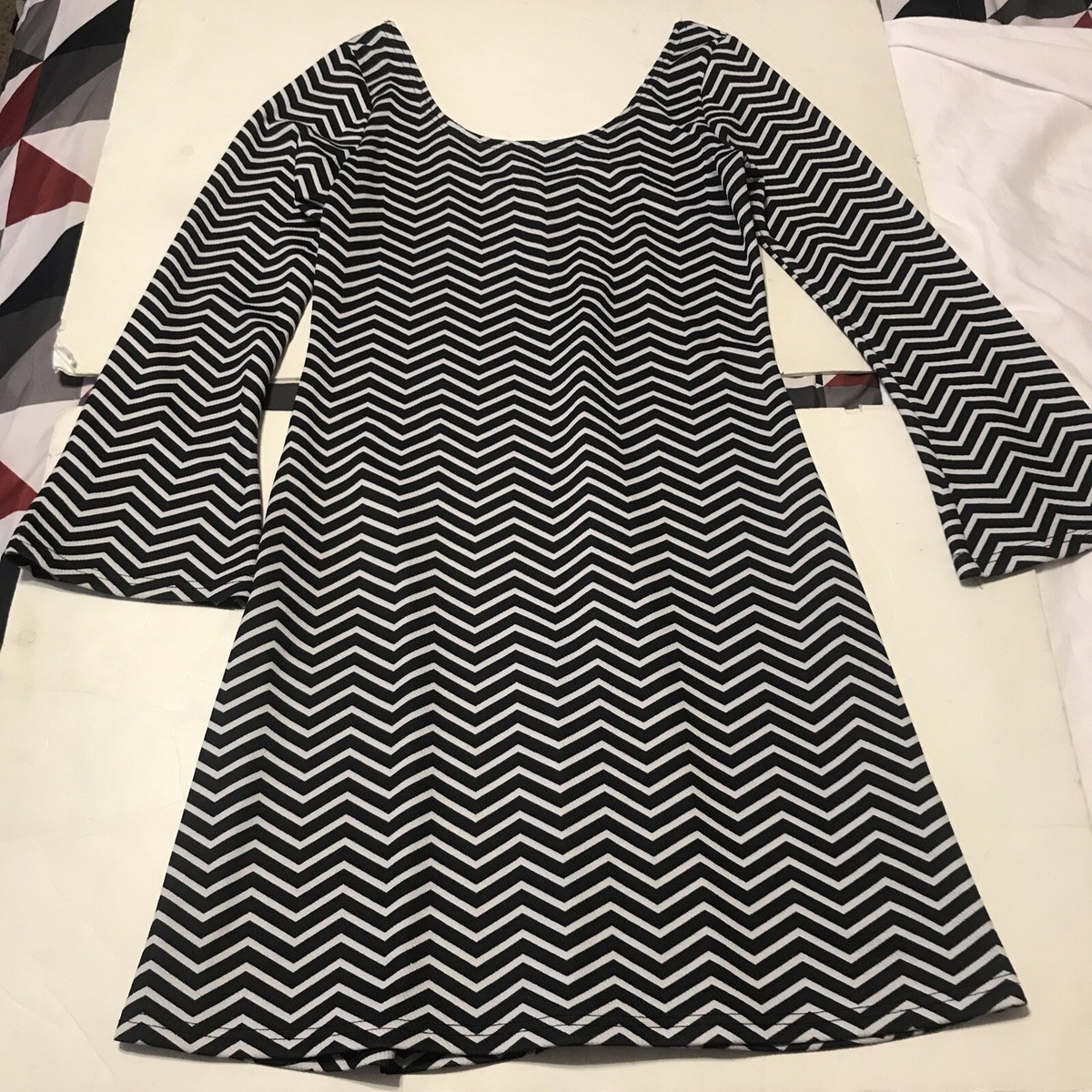 chevron dress black and white Liberty Love Size M Pattern Long Sleeve 4289 Dress style:Dress The Story of Marilyn's Rs. 1000 - Rs. 1999 draping satin