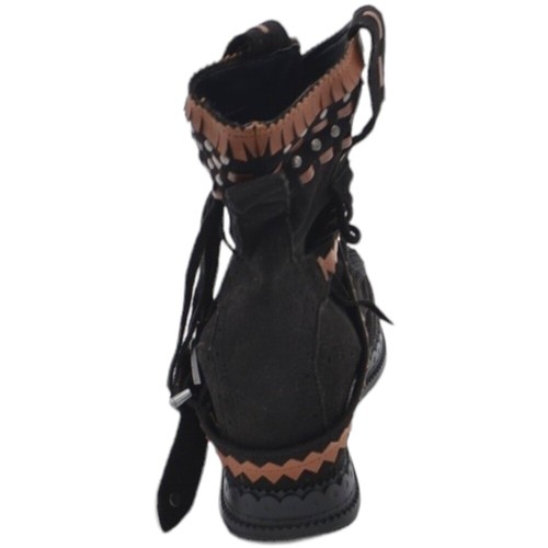 Stivaletto donna indianini nero scamosciati con frange zeppa interna 5 cm borchi - Foto 6 di 8