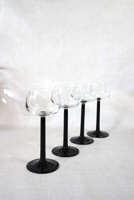 Vintage französische Luminarc seltene schwarze Stiel Wein Hock Gläser - 4er Set