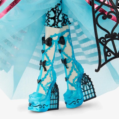 Monster High Fang Vote Rochelle Goyle Puppe Mattel Creations Exclusive - Bild 6 von 10