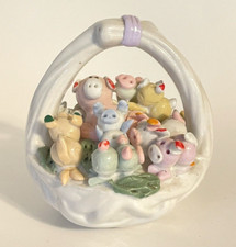 Vtg Porcelain Pigs In A Basket Figurine Momma Pig  13 Piglets Country Farm