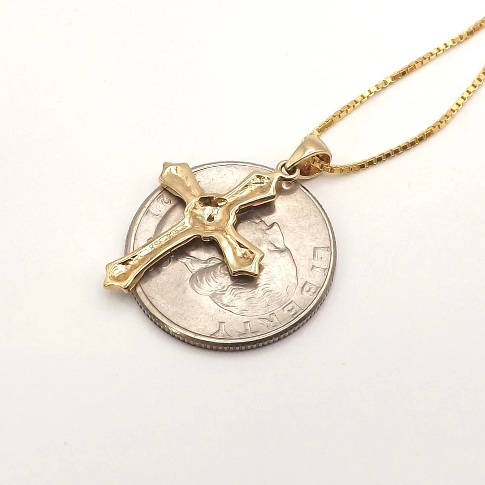 Collar de cadena de caja cruzada de diamantes naturales de plata de ley de oro de 18 quilates de 20 pulgadas Foto 3 de 4