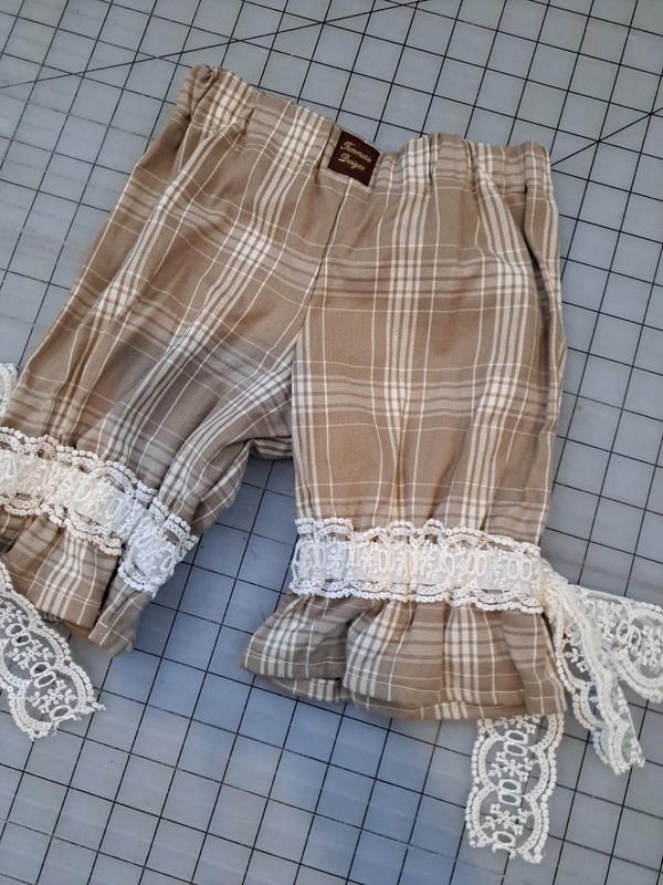 Vinatge Look Linen Look  girls pantaloons Pants Size 3
