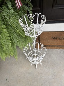Vintage Antique Ornate Metal  2 Tier White Victorian Sturdy Plant Stand 25 Inch