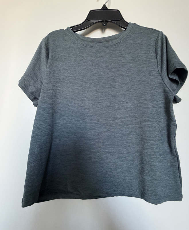 Gilly Hicks Women's S Gray Solid Knit Short Sleeve Crew Neck Pullover Tee