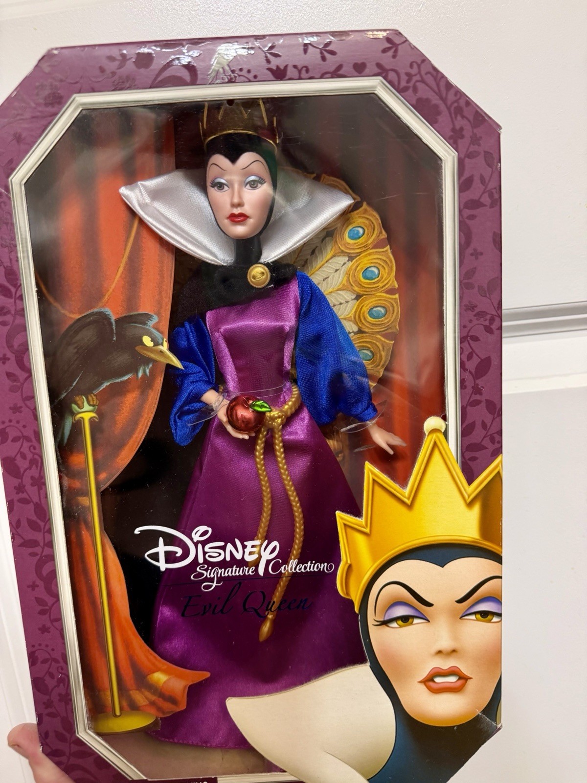 Barbie Snow White Evil Queen Doll Disney Store Exclusive- Ne