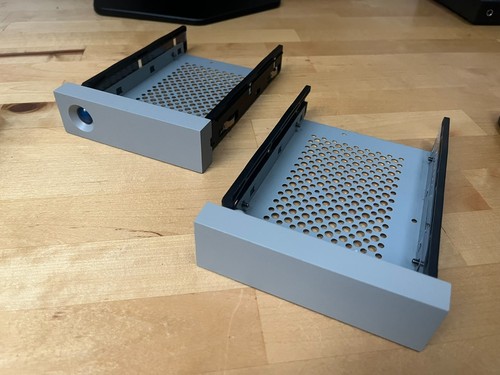 Lacie 2Big Dock Thunderbolt 3 chassis only + thunderbolt 3 cable (2m) - Bild 3 von 10