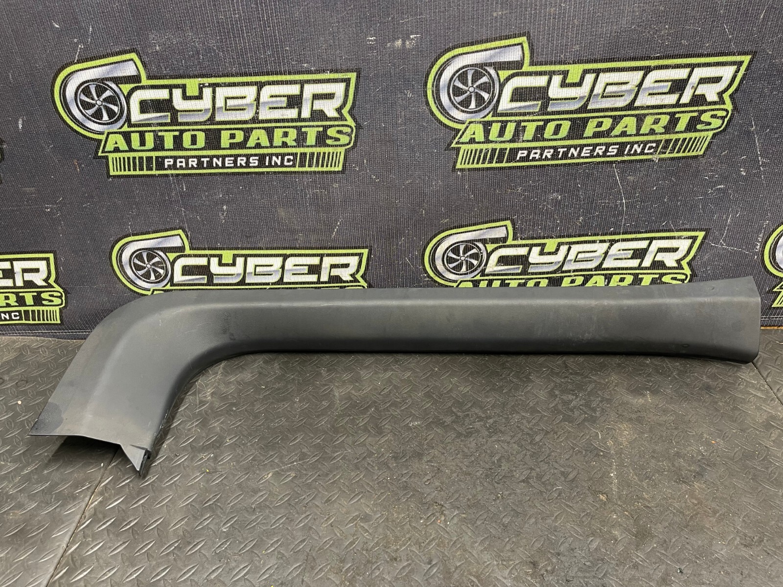 2017 AUDI R8 LOWER A-PILLAR TRIM OEM 4S1-867-271
