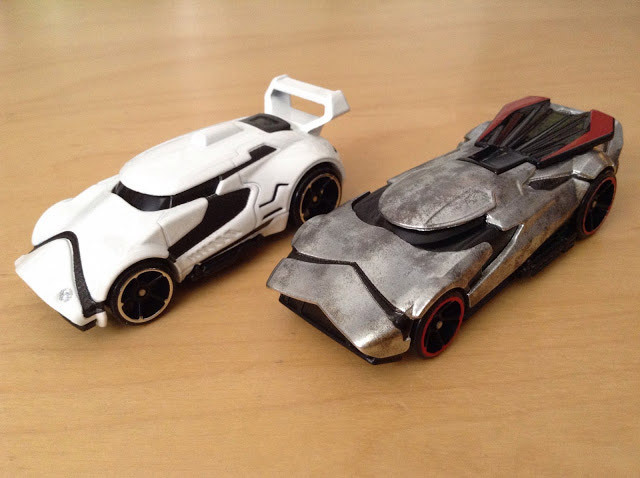2017 ホットウィール・キャラクターカー・「キャプテン・ファズマ」 / Star Wars:The Last Jedi - Hot Wheels &quot;Captain Phasma&quot; Star Wars: The Last Jedi Hot Wheels Character Cars Captain