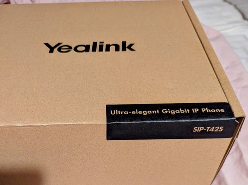 Yealink Corded Gigabit IP Phone- Black. Model SIP-T42S Brand New - Photo 4/4