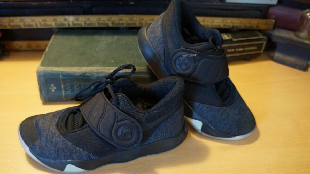 Awesome Nike KD Trey VI AA7067 010 Black Basketball Shoes. Sz 8 EXCELLENT