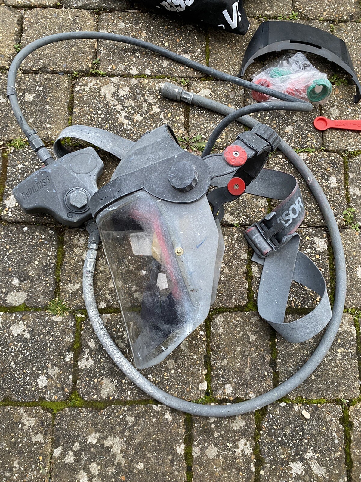 DeVilbiss Pro Visor 650 Air Fed Mask Paint Spraying Respirator Used eBay