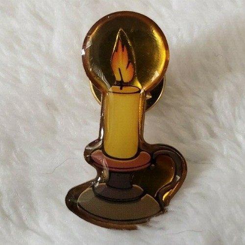 Vintage Candlestick Lapel Pin 1.25 inch ou34 Candle Victorian Light reading - 第 1/2 張圖片