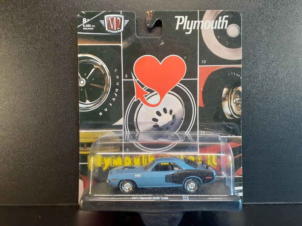 M2 Machines 71 Plymouth Hemi Cuda Red & Blue 66 CHARGER R73 R73 R74 21 Lot of 3 - Image 3 of 4