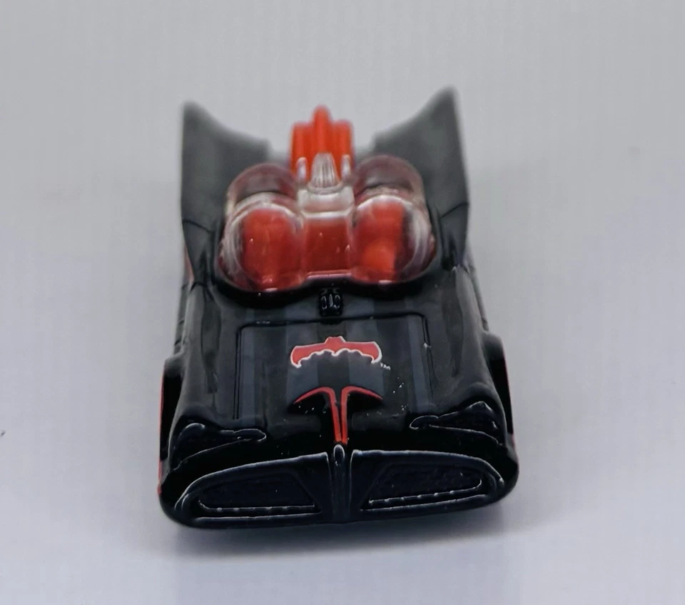 Hot Wheels 2007 New Models 1966 TV Series Batmobile Black Loose K6147  - Image 2 of 4