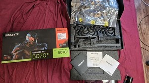 Gigabyte NVIDIA GeForce RTX 5070 Ti Windforce SFF SILICON LOTTERY WINNER
