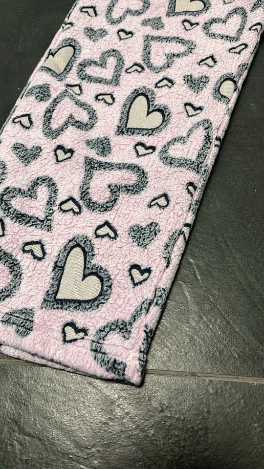 Iscream girls Pink and Black Heart Pattern fuzzy Pajama pants small (6-8) - Image 2 of 4