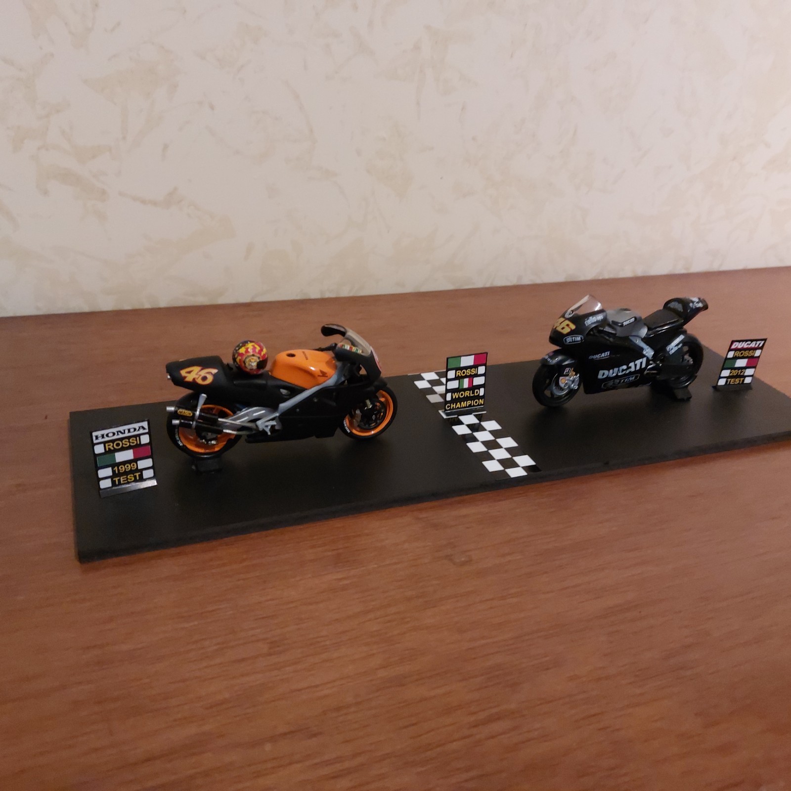 Foto 5 di 8