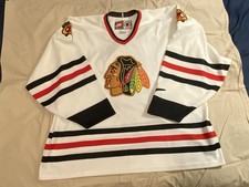 Ultimate Chicago Blackhawks Collector and Super Fan Gift Guide  56