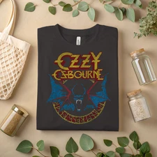 Ozzy Osbourne Heavy Metal Rock Band T-Shirt Vintage Distressed Graphic Tee A176