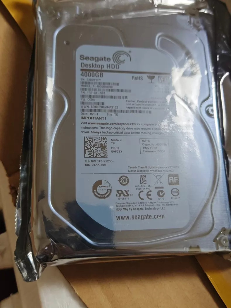 Seagate ST4000DM000 4 TB,Internal,5900 RPM,3.5 inch Hard Drive for
