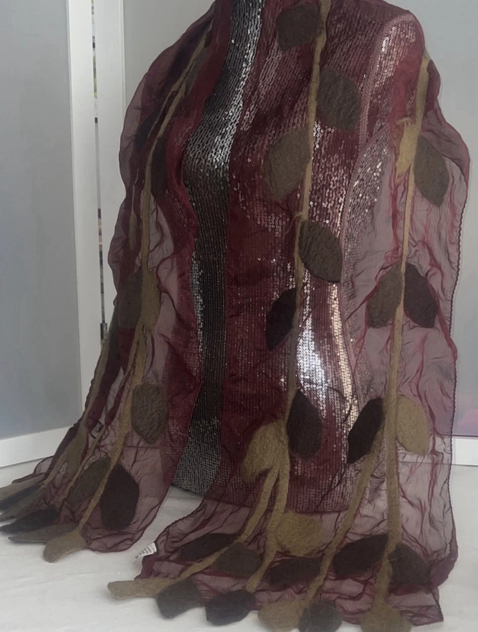 Handmade Nepal merino wool silk blend artisian scarf wrap leaf burgundy nature
