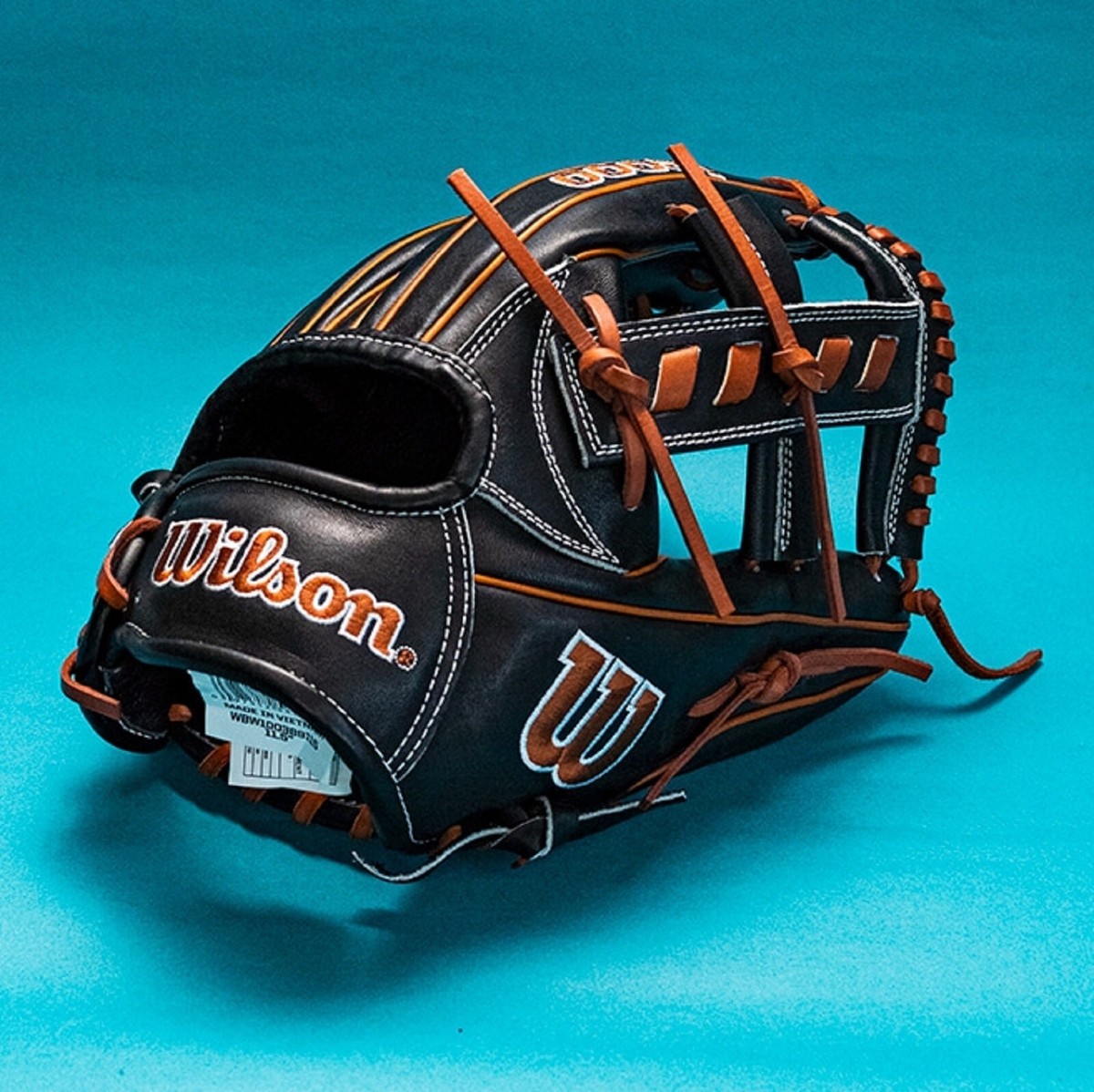 Wilson A2000 1716 Glove WBW100389115 Infield Black Copper