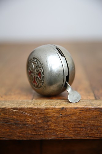 Antique Bicycle Bell Painted Metal Vintage Accessory Schwinn Monark Elgin Etc - Picture 4 of 10
