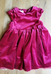 h and m red velvet dress