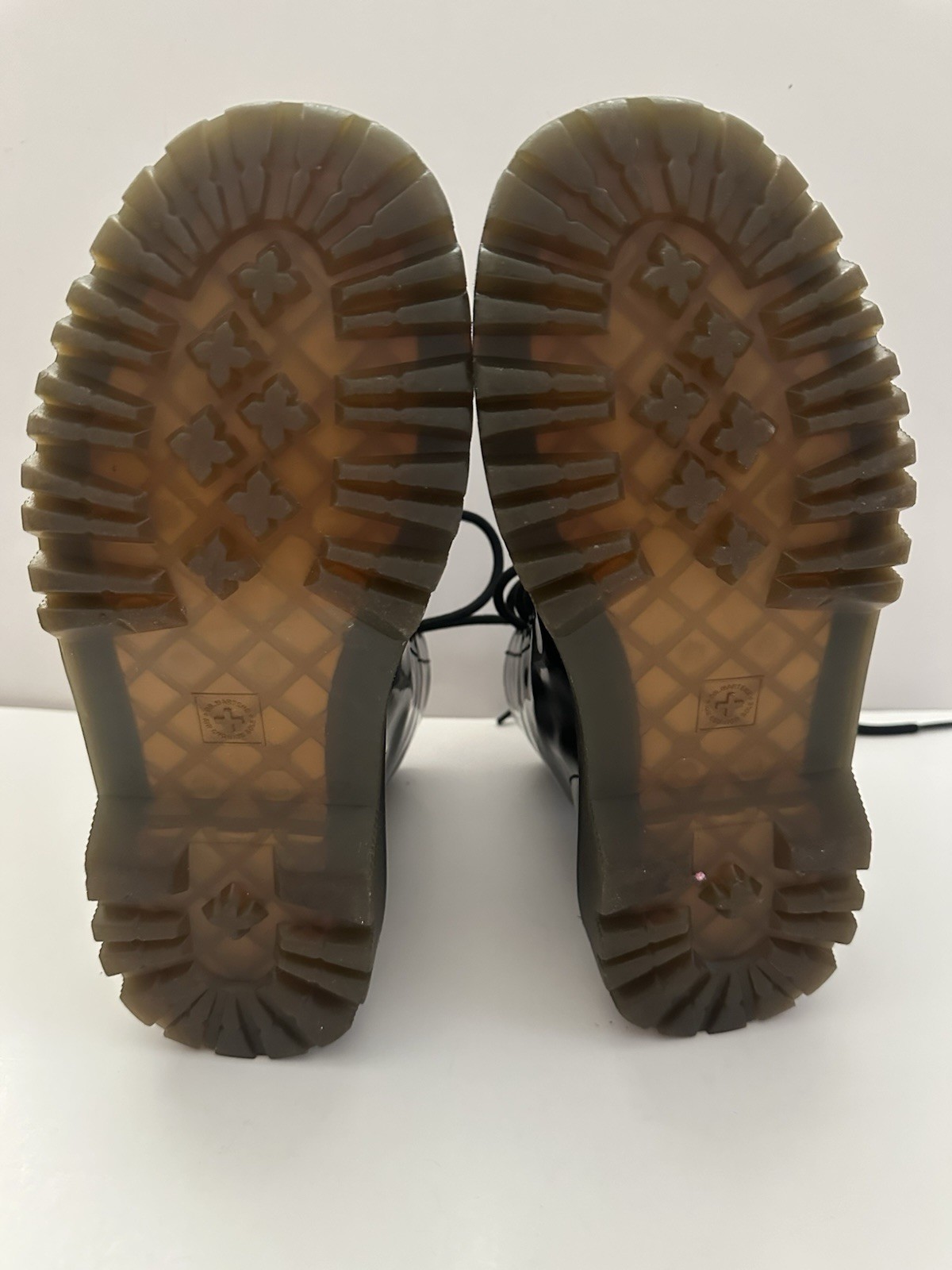 Womens Dr. Doc Martens  Air Ware Black Patent Leather Lace Up Boots Sz 7 thumbnail 10