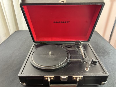 Crosley CR8005DBK Cruiser Deluxe 3-Speed Turntable Black Record Player