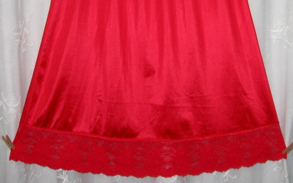 NUEVO DE COLECCIÓN MED ASHLEY TAYLOR ROJO PIMIENTA SEDOSO BRILLANTE 4" ENCAJE FLORAL 27" LG MEDIO DESLIZAMIENTO Foto 2 de 4