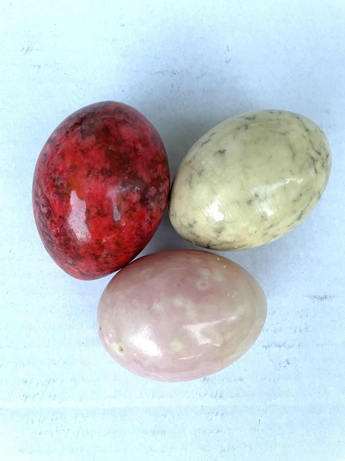 3 Vintage Alabaster eggs Action handcrafted Italy Cheswick PA Red Pink