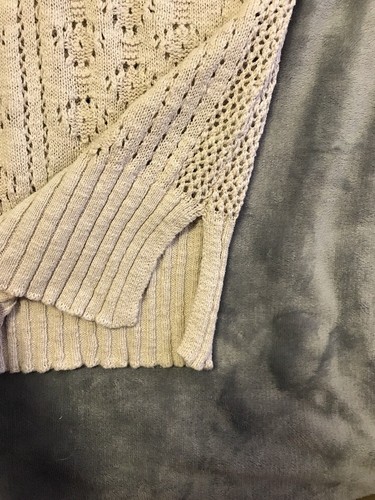 Pac Sun Me To We Be The Change beige sweater size SMALL Knit Chic Comfy Simply - 第 3/12 張圖片