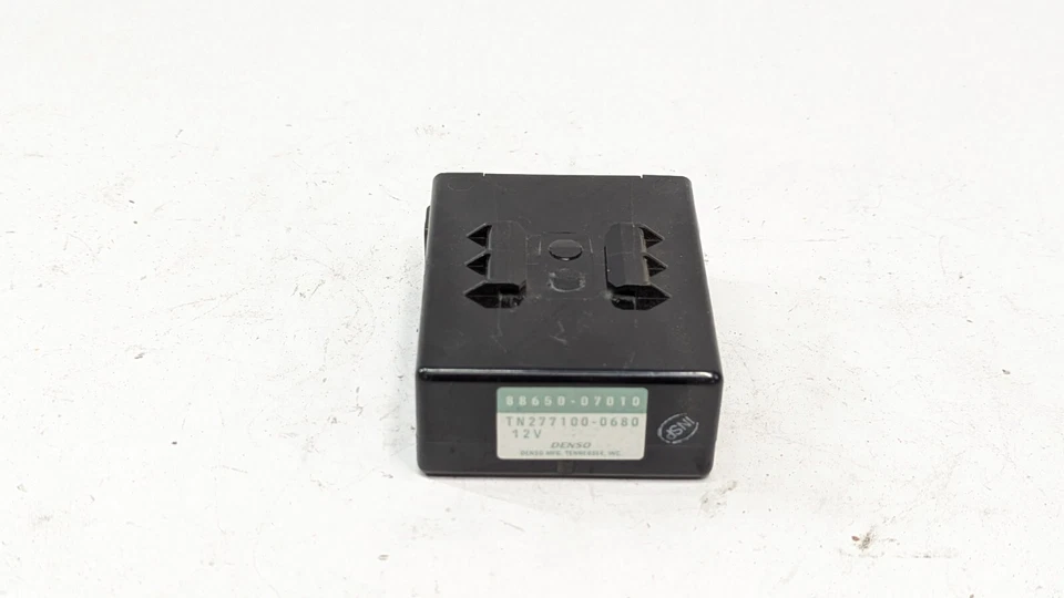 Unidad de módulo de control amplificador de aire acondicionado Toyota Avalon 1995-1999 OEM 88650-07010 Foto 3 de 4