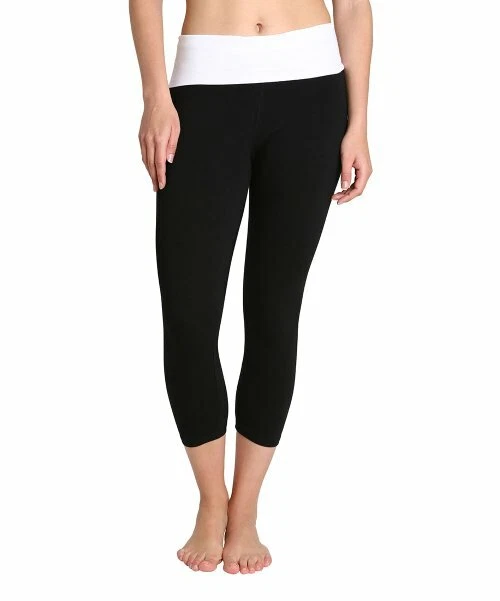 Buy online Black Cotton Capri Leggings from Capris & Leggings for