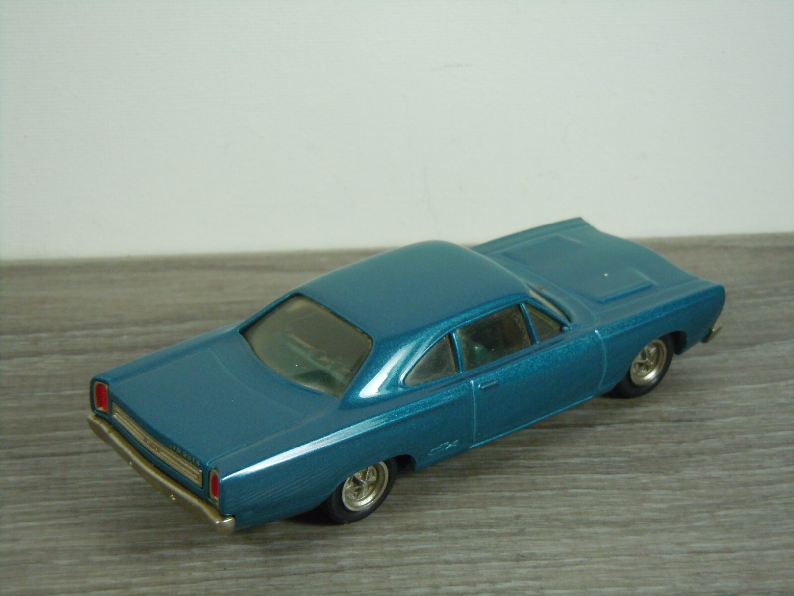 Picture 4 of 6