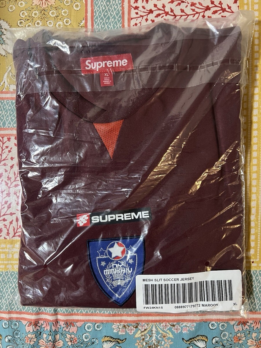 SUPREME® CREST SOCCER JERSEY Maroon FW24 Men