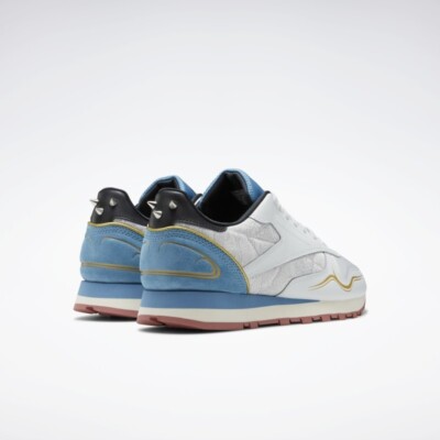 Size 7.5 - Reebok Classic Leather x Street Fighter Chun Li 
