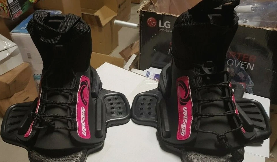 wakeboard bindings, boots VELOCITY small/med suits all female - Image 1 of 2