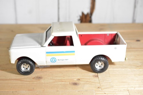 VINTAGE ERTL INTERNATIONAL IH MICHIGAN MI BELL SYSTEM PHONE PICKUP SERVICE TRUCK - Picture 4 of 9