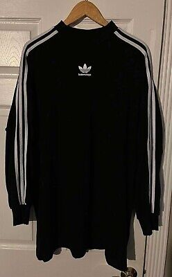 BALENCIAGA x Adidas Black Runway Longsleeve No.1 -oversized BALENCIAGA x Adidas Black Runway Longsleeve No.1 -oversized