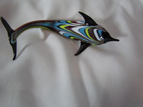 Murano Art Glas schwarz mehrere rot gelb + gestreift Delfin 3,5 Zoll lang x 2 Zoll groß nein - Bild 2 von 4