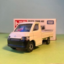 Toyota Town Ace 1/64 JDM mini auto pressofusa