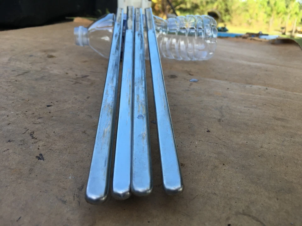 Pontiac Grand Prix 1964 panel de puerta molduras cromadas, 1963-64 Foto 2 de 3